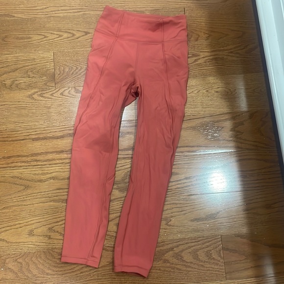 Lululemon leggings - Picture 1 of 1